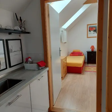 Dvoupokojovy S Kuchynskym Koutem * Kutná Hora